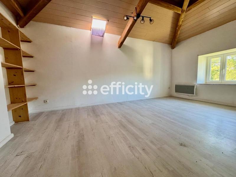 Maison - 197 m² - 9 pièces