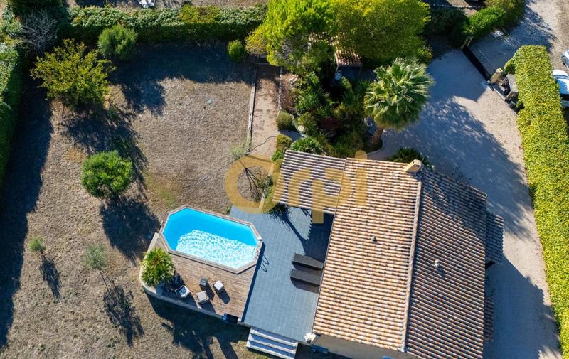 Maison - 99 m² - 5 pièces