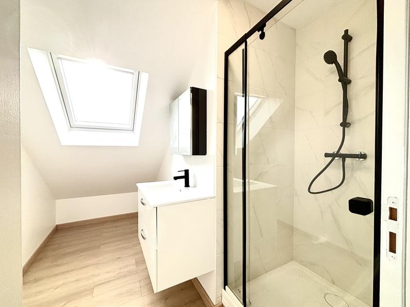 Maison - 132 m² - 8 pièces