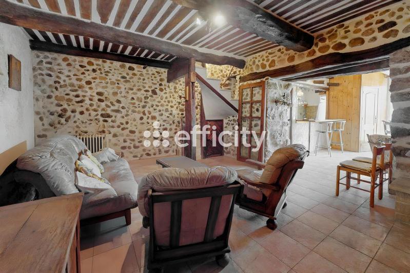 Maison - 105 m² - 4 pièces