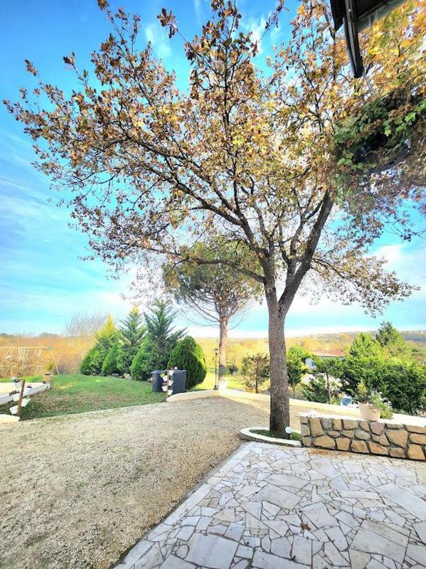 Maison - 195 m² - 6 pièces