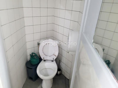 Fonds de commerce - Magasins - 75 m²