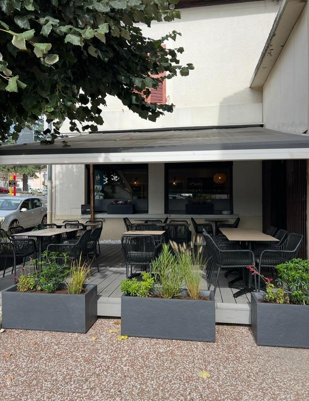 Fonds de commerce - 102 m²