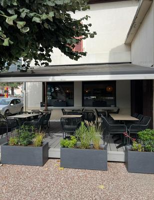 Fonds de commerce - 102 m²