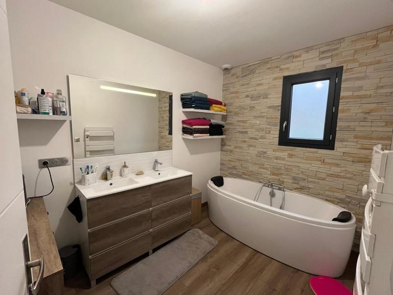 Maison - 145 m² - 4 pièces