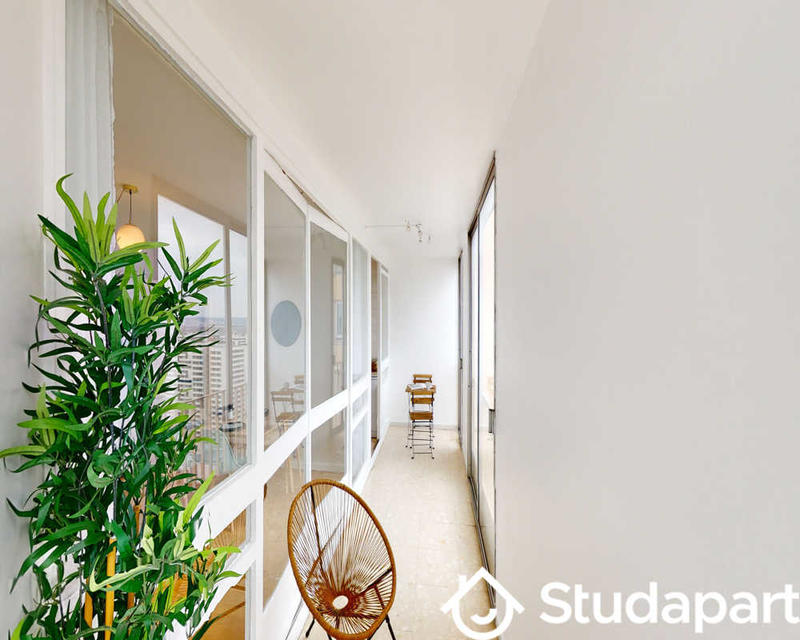 Chambre - 70 m² - 1 pièce