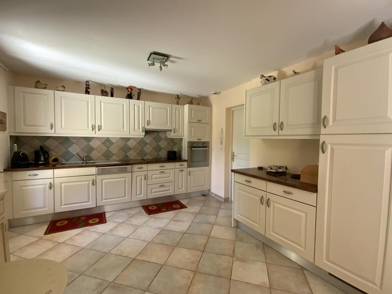 Maison - 111 m² - 4 pièces