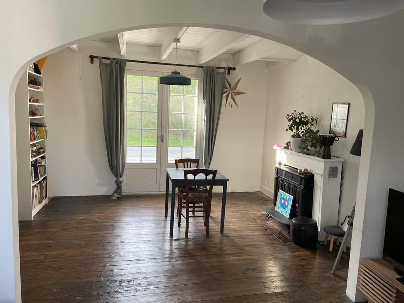 Maison - 102 m² - 7 pièces