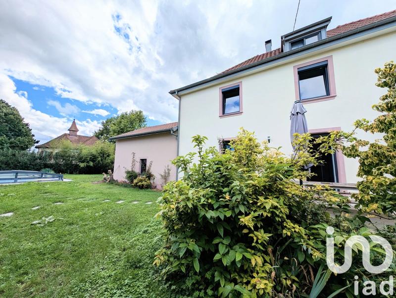 Maison - 223 m² - 8 pièces