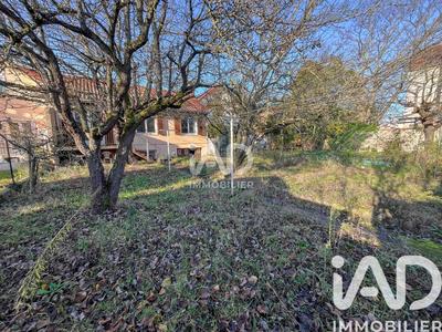 Maison - 90 m² - 6 pièces