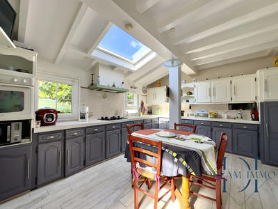 Maison - 124 m² - 6 pièces