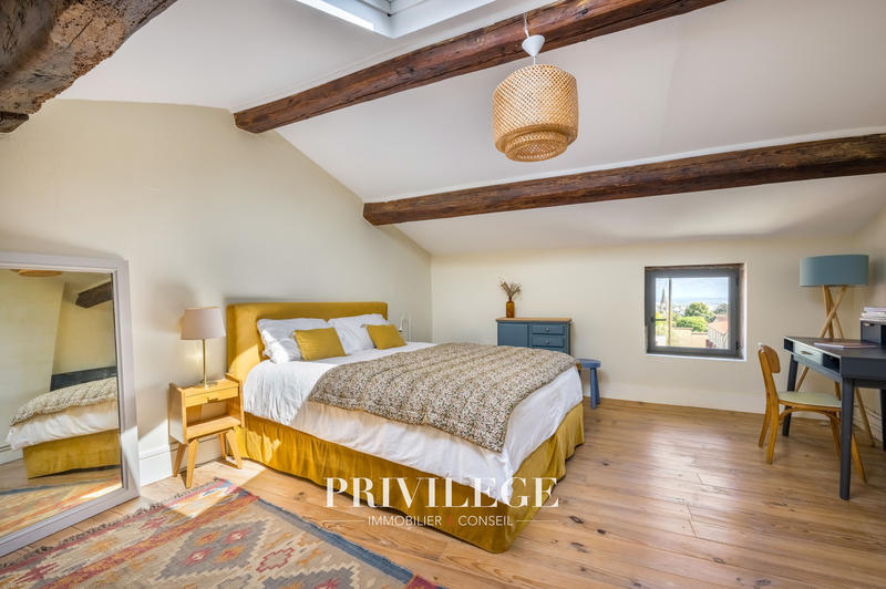 Maison de village - 180 m² - 5 pièces