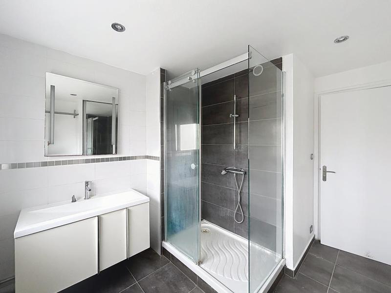 Appartement - 82 m² - 3 pièces