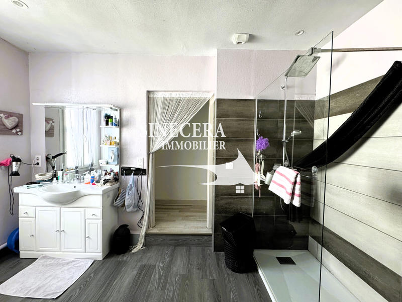 Maison - 105 m² - 4 pièces