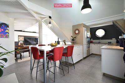 Maison - 130 m² - 6 pièces