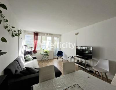 Appartement - 70 m² - 4 pièces