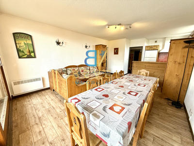 Appartement - 90 m² - 5 pièces