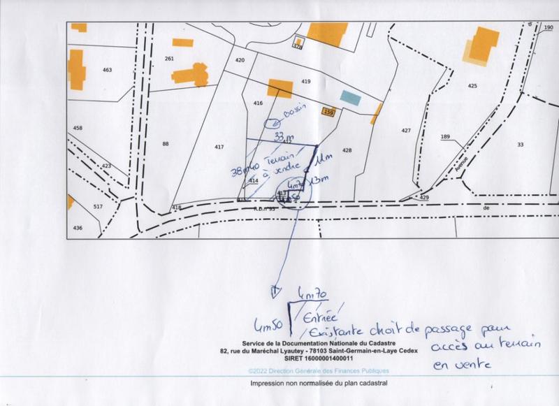 Terrain constructible - 870 m²