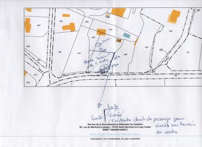 Terrain constructible - 870 m²