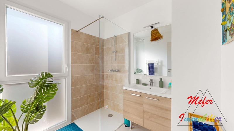 Appartement - 83 m² - 4 pièces