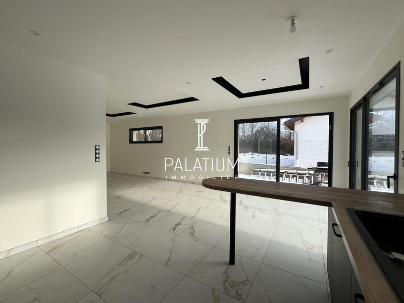 Maison - 86 m² - 4 pièces