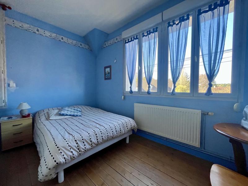 Maison traditionnelle - 166 m² - 6 pièces