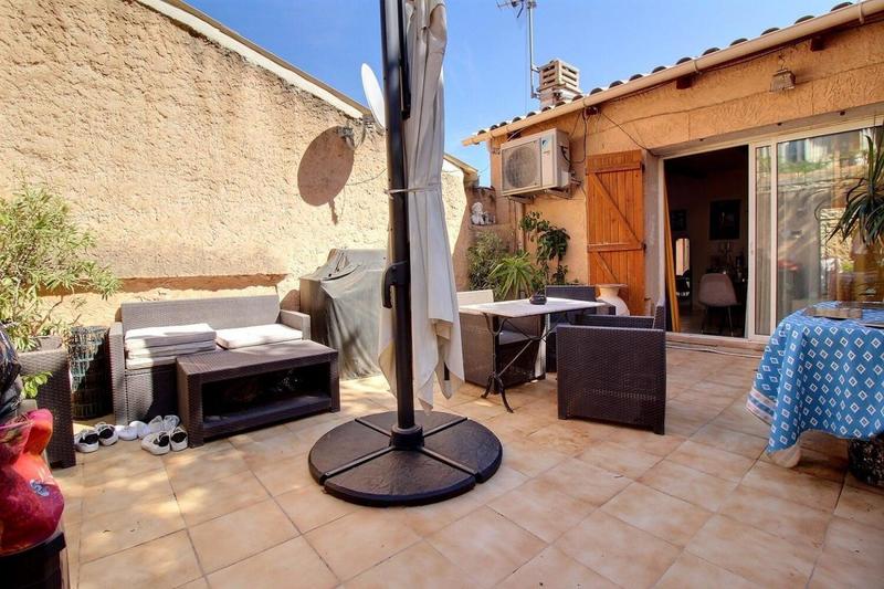 Maison de ville - 90 m² - 4 pièces