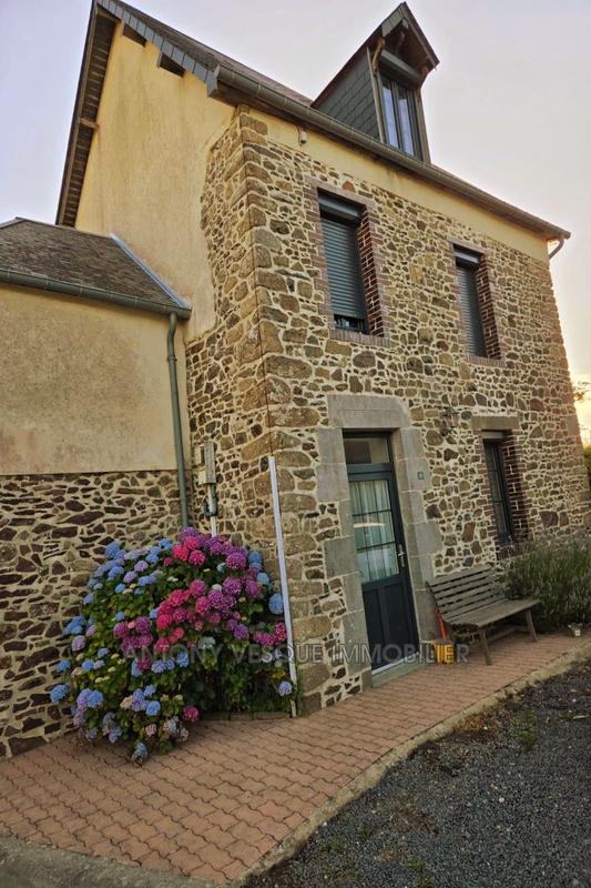 Maison - 85 m² - 5 pièces