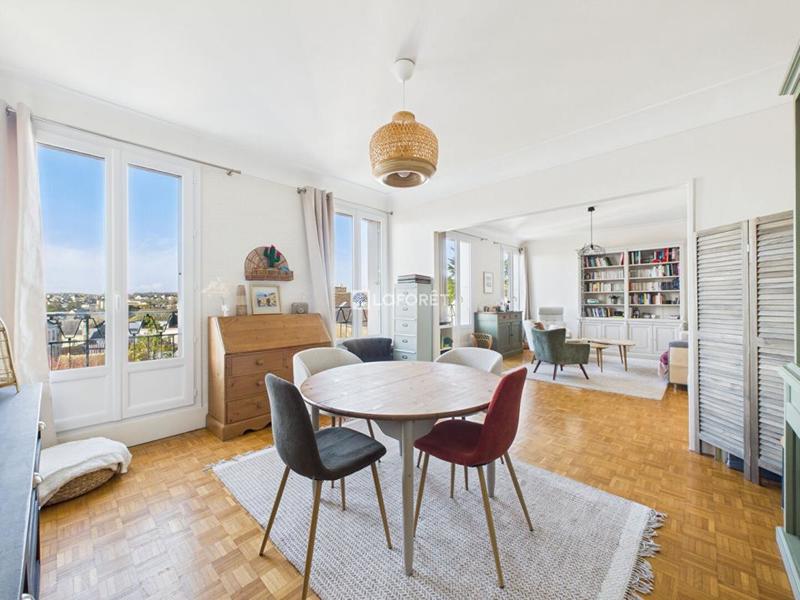 Appartement - 97 m² - 4 pièces