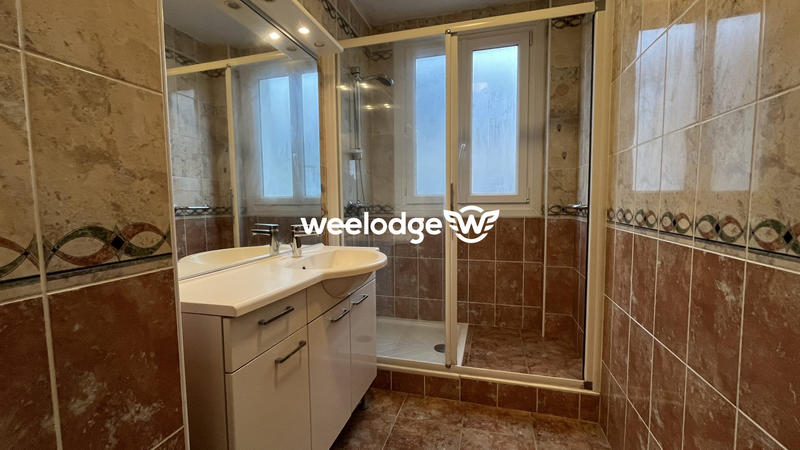 Appartement - 75 m² - 4 pièces