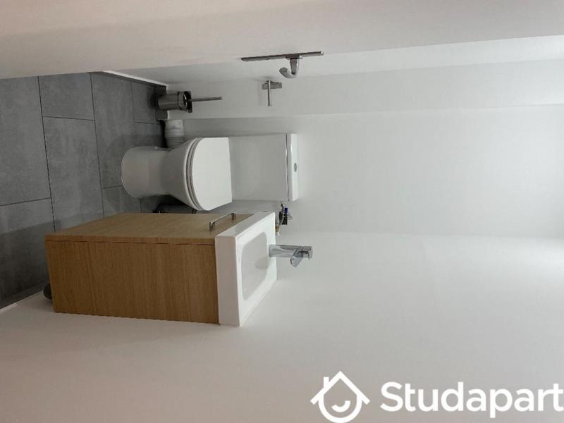 Chambre - 13 m² - 1 pièce