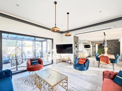 Maison d'architecte - 168 m² - 7 pièces