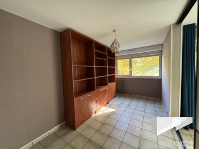 Appartement - 95 m² - 4 pièces