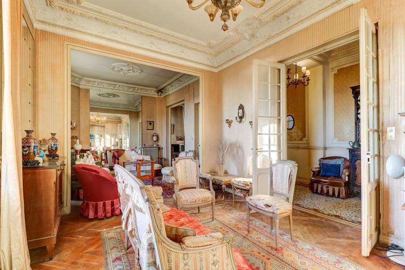 Maison de maîtres - 324 m² - 12 pièces