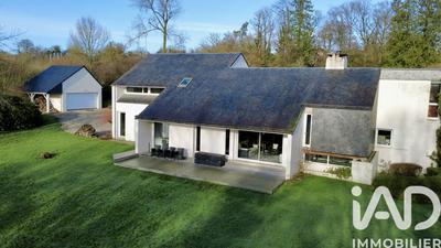 Maison de maîtres - 275 m² - 9 pièces