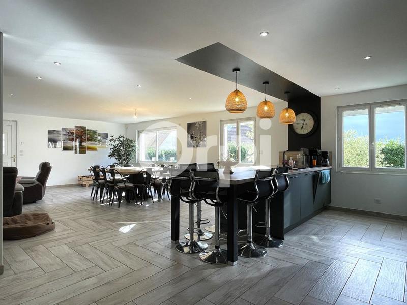 Maison - 126 m² - 5 pièces