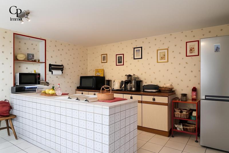 Maison traditionnelle - 170 m² - 6 pièces