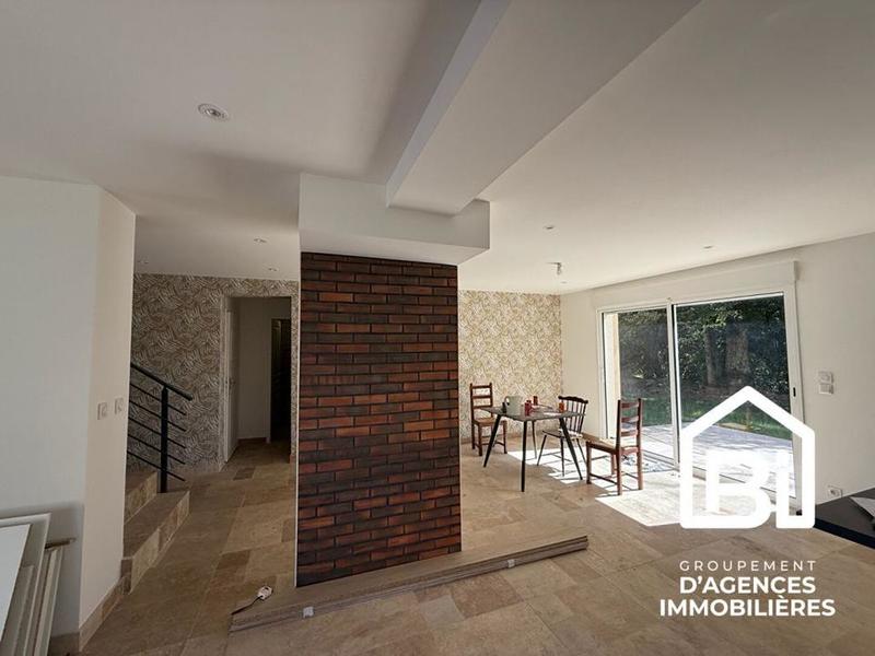 Maison - 150 m² - 5 pièces