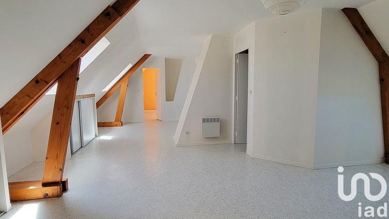 Maison - 198 m² - 10 pièces