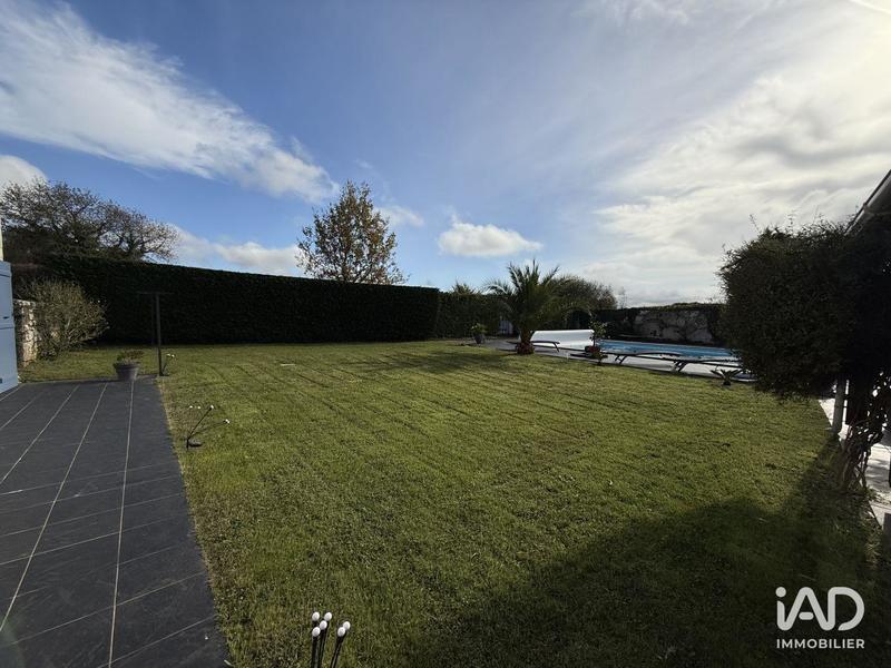 Maison - 240 m² - 5 pièces