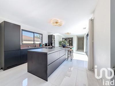 Maison - 140 m² - 5 pièces