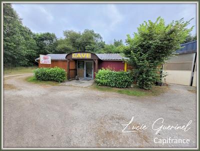 Maison - 195 m² - 7 pièces