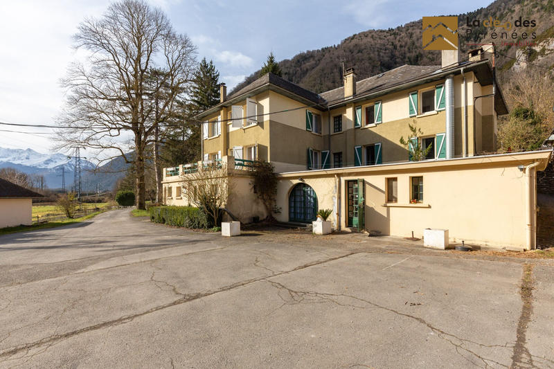 Fonds de commerce - 1 178 m²