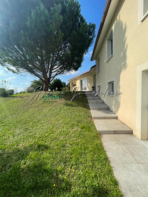 Villa - 150 m² - 6 pièces