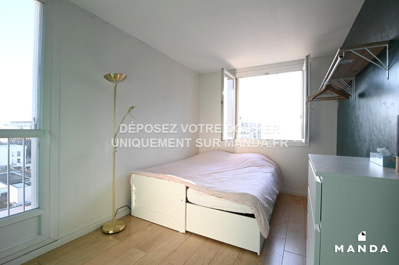 Chambre - 10 m² - 3 pièces