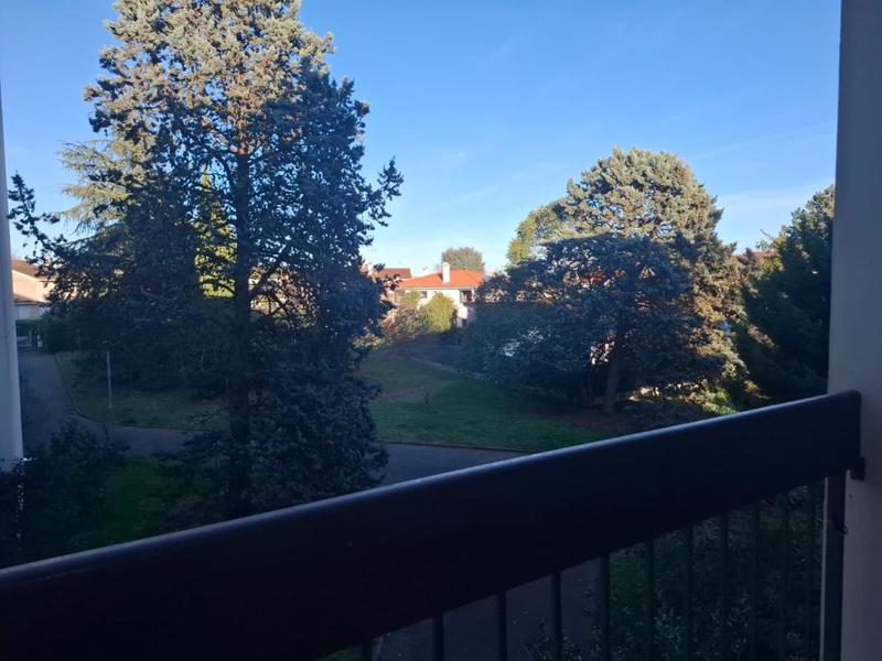 Appartement - 90 m² - 5 pièces