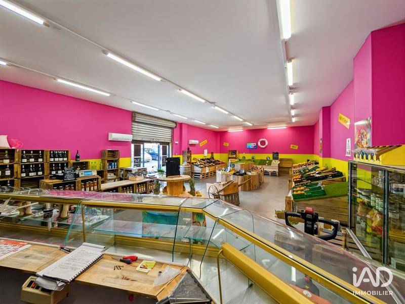 Local commercial - 200 m²