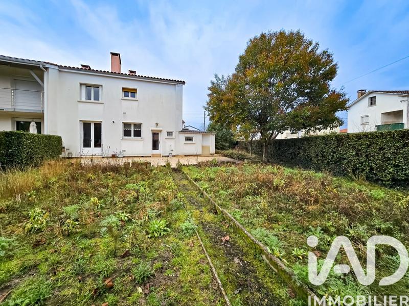 Maison - 90 m² - 5 pièces