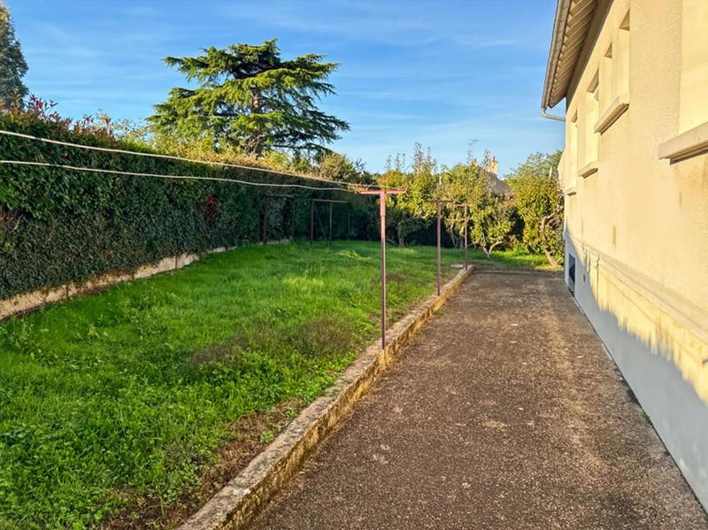 Maison - 121 m² - 6 pièces