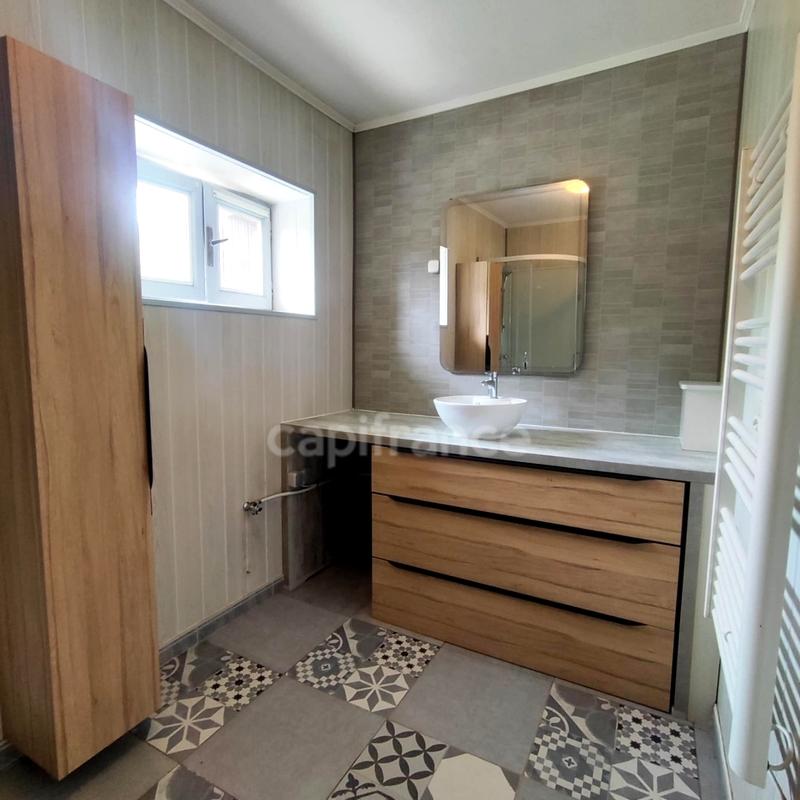 Maison - 90 m² - 4 pièces